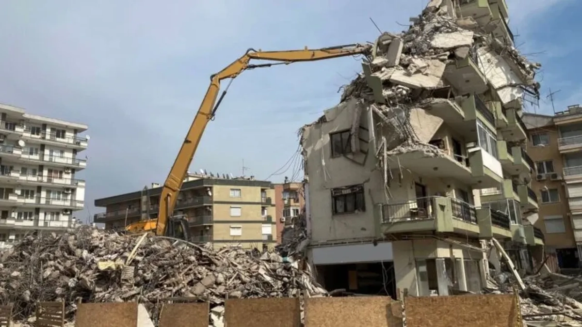 İstanbul’da hasar tespitinde 15 bin 13 bina incelendi