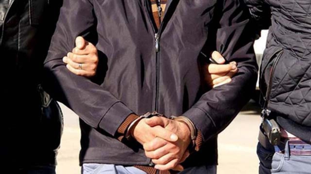 Mersin'de 28 kilo kokain ve metamfetamin ele geçirildi