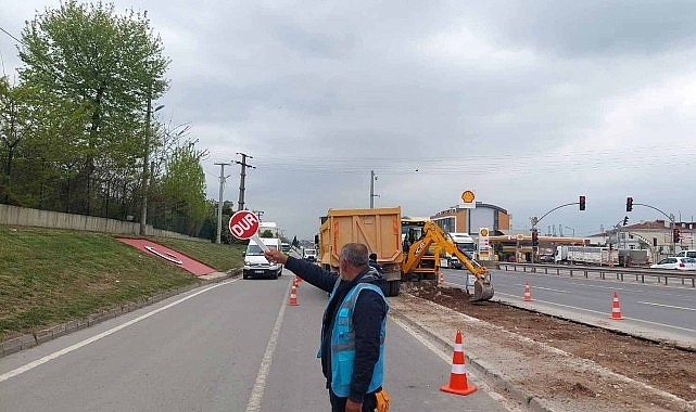 Büyükşehir, Kirazlıyalı'da ulaşımı kolaylaştırıyor