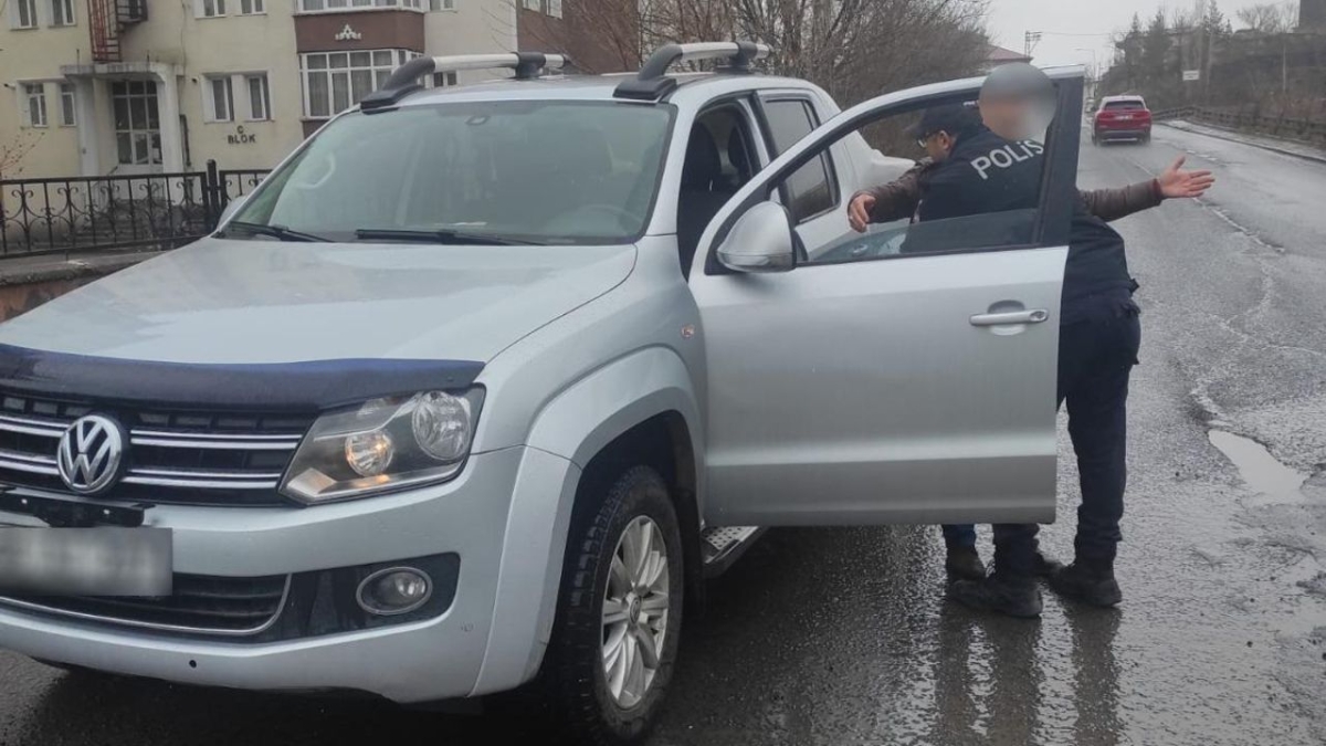 Kars'ta suç ve suçluların yakalanması için şok uygulamalar devam ediyor
