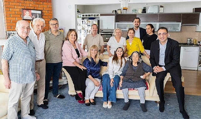 Yiğit'ten Balçovalı annelere ziyaret
