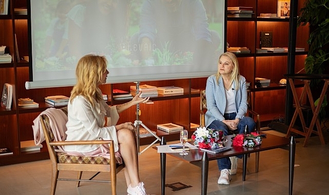 Levâic Talks Serisinin İkincisi Gerçekleşti: Sosyal Hayatın Birey Üzerindeki Etkisi Masaya Yatırıldı 