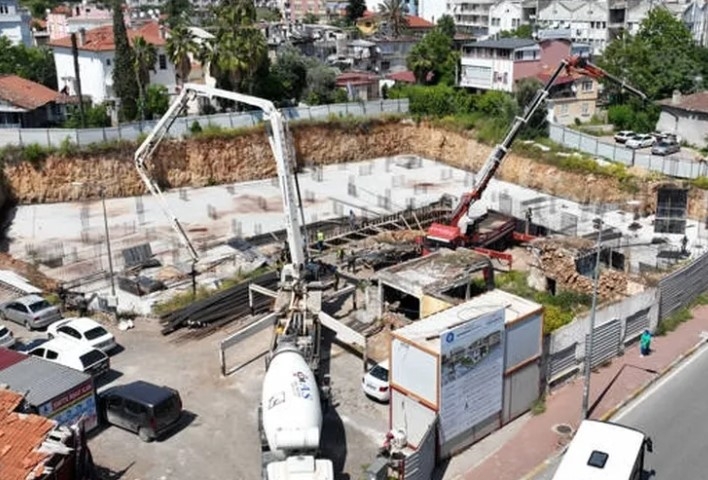 Antalya’da Yenileme Projeleri Tekrar Başladı


