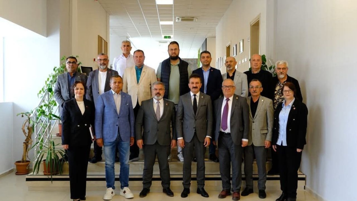 CHP Isparta'dan Borsa'ya ziyaret