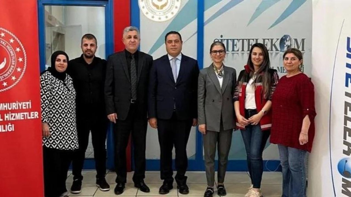 Kars'ta Engelliler Haftası dolayısıyla çağrı merkezlerine ziyaret