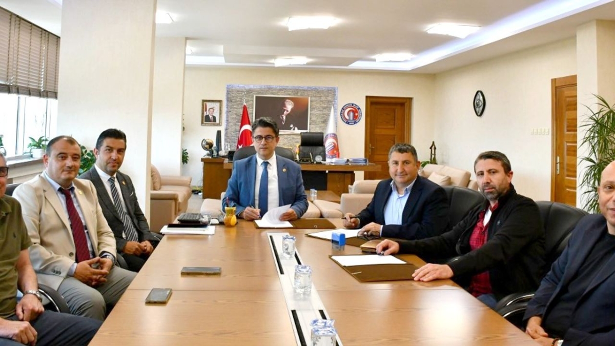 Ezine peyniri ve küçükbaş hayvancılığa bilimsel koruma