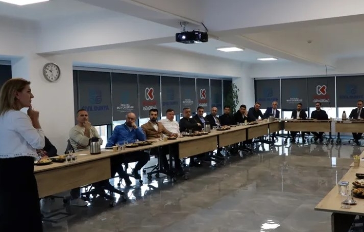 Kocaeli Büyükşehir, Yönetici Kadrosunu Güçlendiriyor