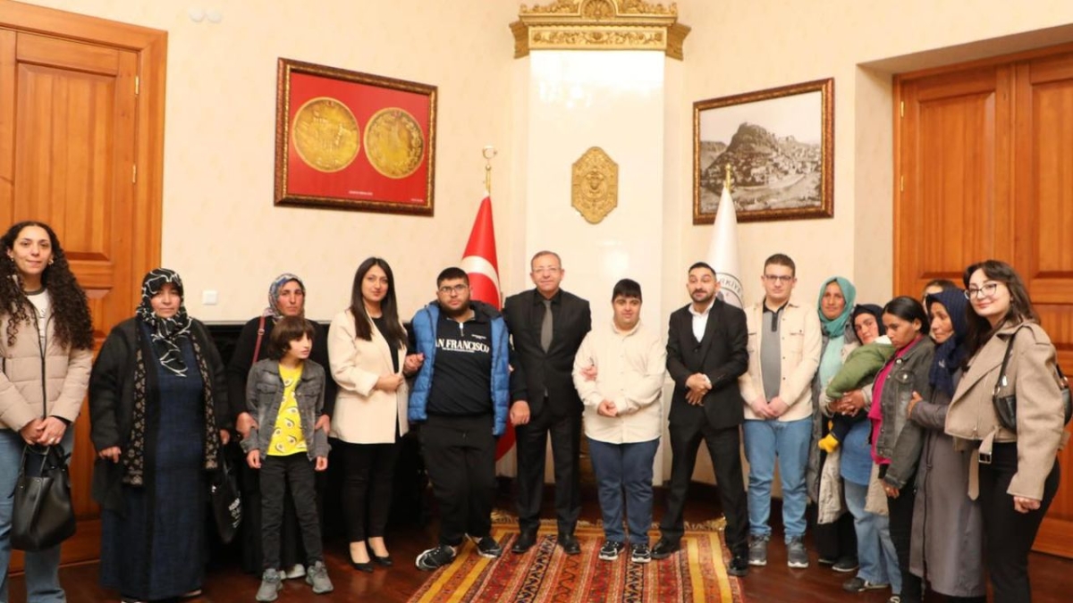 Vali Ziya Polat’tan Engelliler Haftası'nda anlamlı kabul
