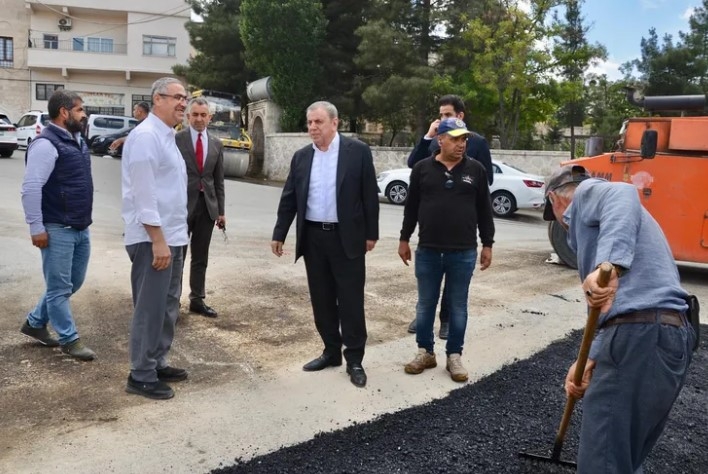Mardin’de Asfalt Mesaisi: Başkan Şahin Sahada


