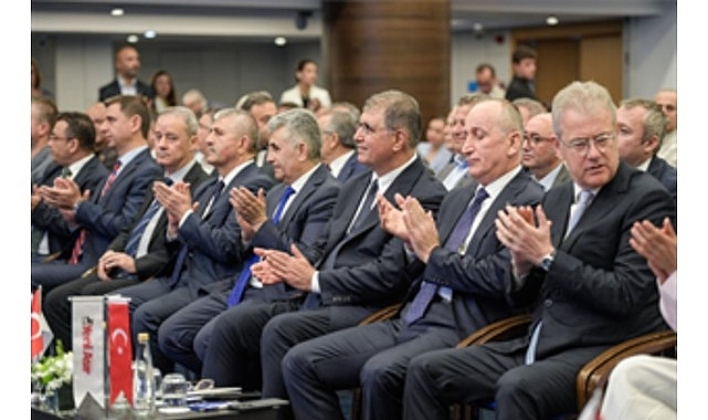 Başkan Tugay'dan kentsel dönüşüm için 6 maddelik çözüm önerisi