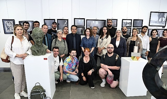 Büyükşehir'den Ata'ya saygı sergisi 