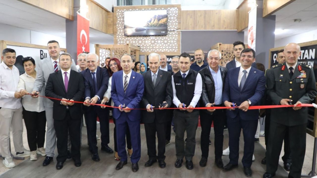 Süleyman Demirel Hatıra Müzesi açıldı