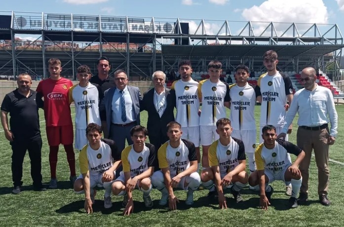 Keşan’da Türk ve Yunan Gençleri Sahada Buluştu

