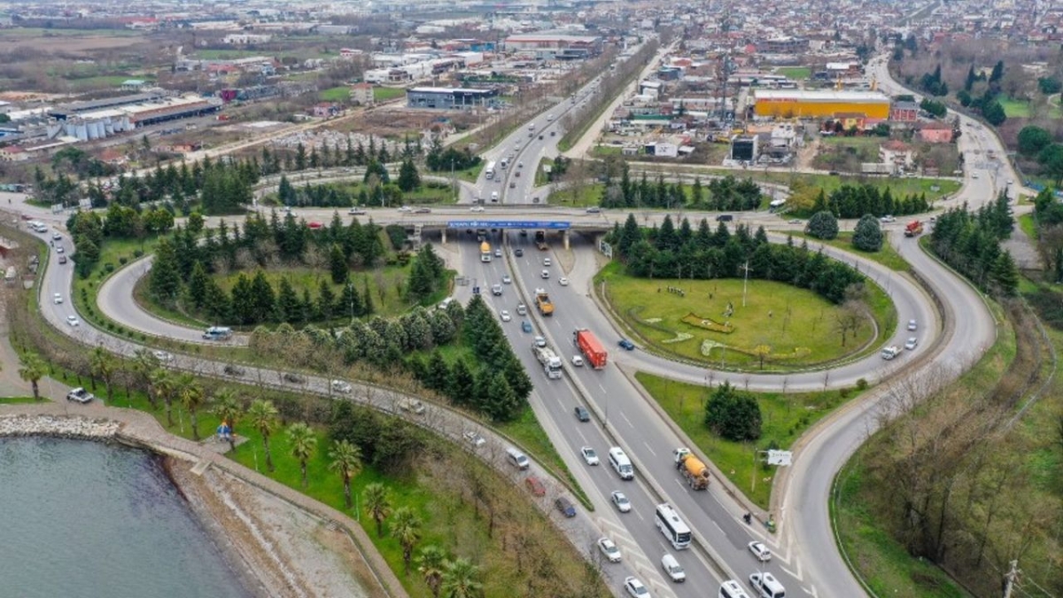 Başiskele Kavşağı’na dev yatırım için ilk adım atıldı