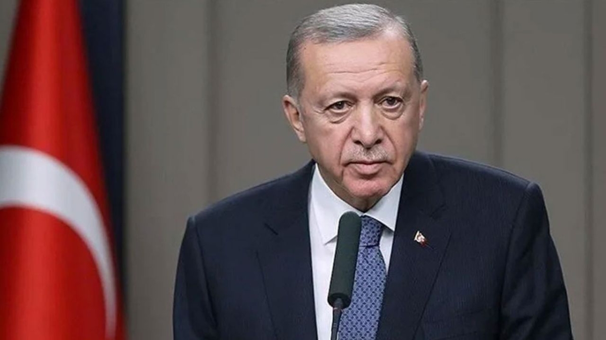 Erdoğan’dan yeni Anayasa mesajı: “Bayram sonrası 11 kişilik heyet çalışmalara başlıyor”