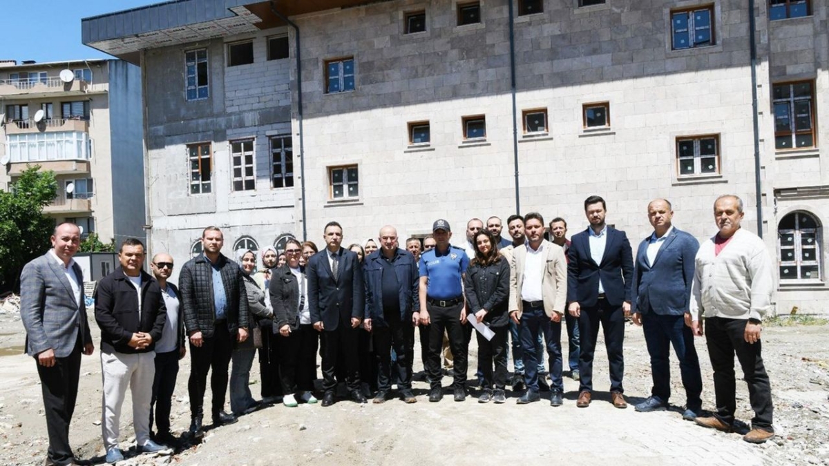 Milletvekili Gider’den Lapseki’ye hizmet vurgusu: “Kapılar açılsın, biz hazırız”