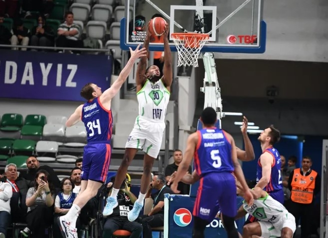 TOFAŞ, Potada Çeyrek Final Hedefinde

