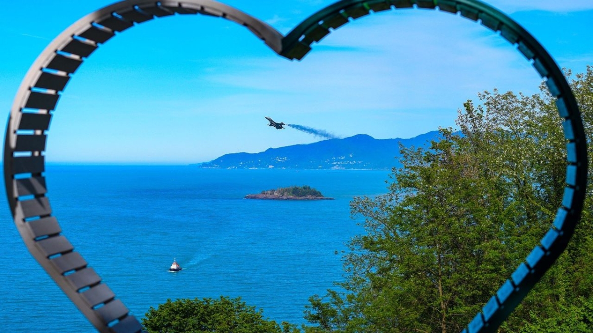 Solo Türk Giresun'u resmen büyüledi