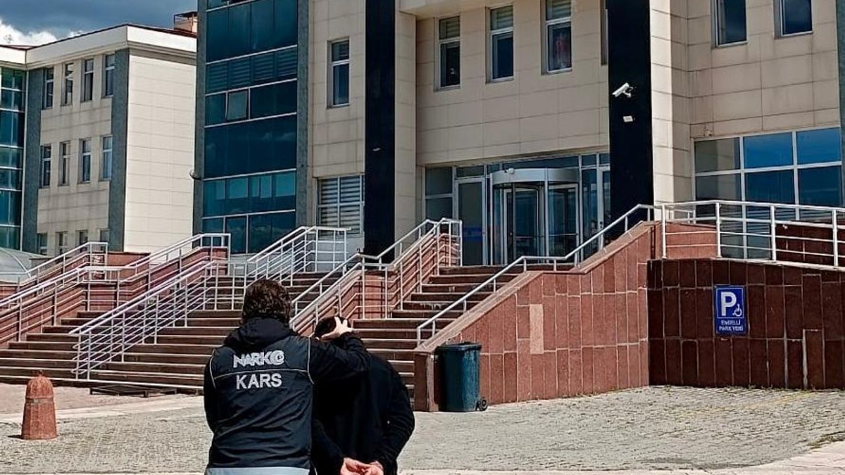Kars’ta ‘torbacı’ operasyonunda bir şahıs tutuklandı