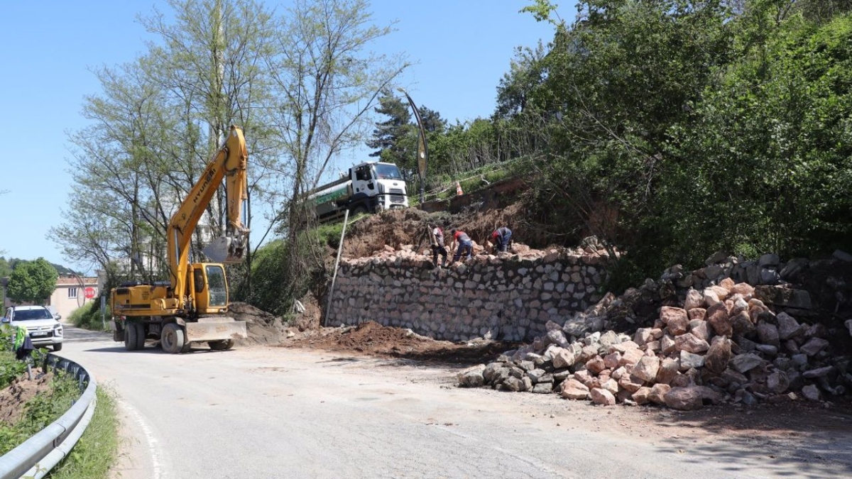 Çamaş'ta yollar güvende