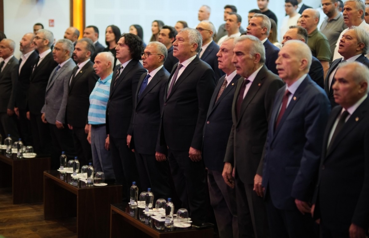 Zeydan Karalar’dan OSB’ye 4 Yeni Alt Geçit Müjdesi