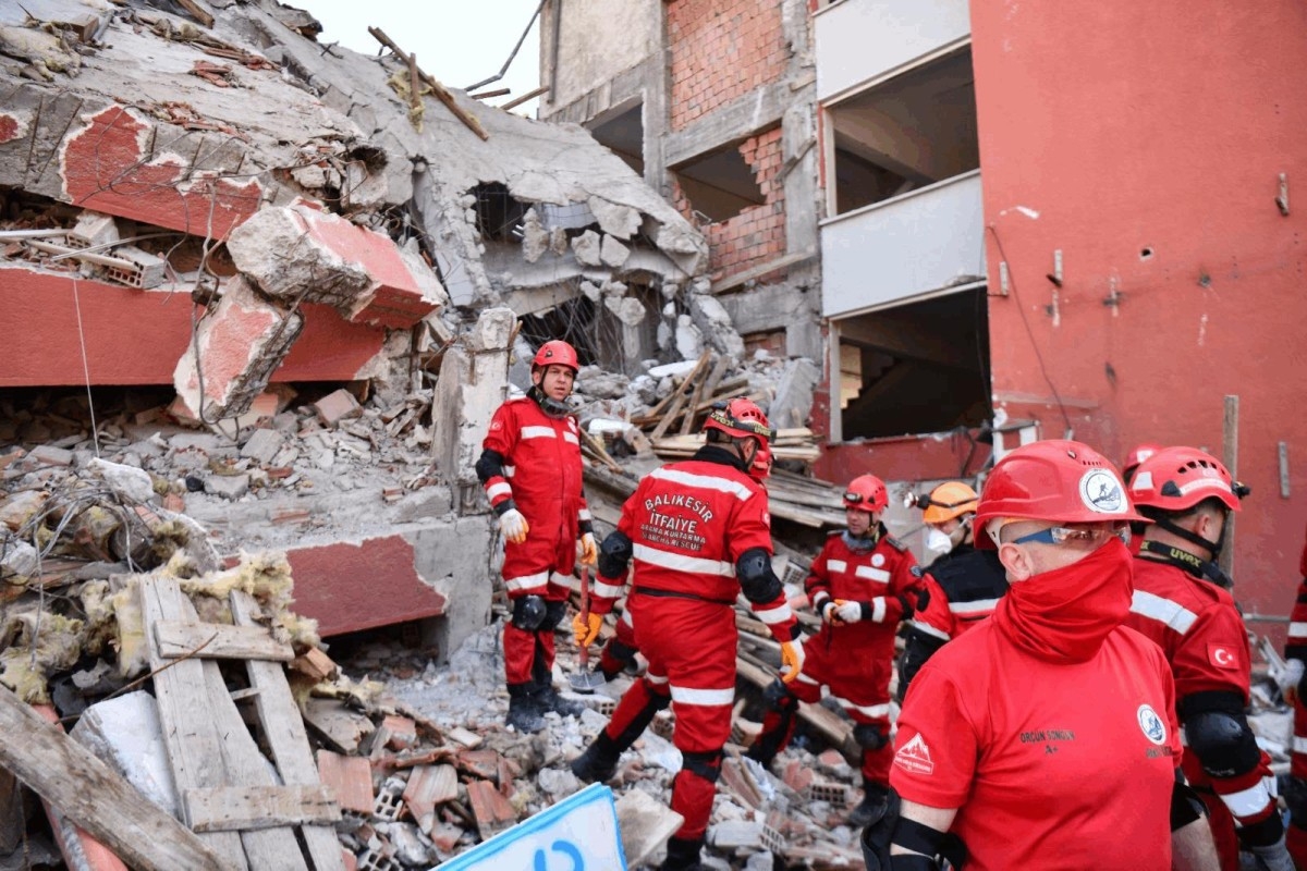 Balıkesir İtfaiyesi Ortak Tatbikatta Gücünü Gösterdi