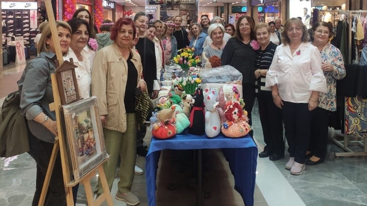 Isparta'da yardım meleklerinden anlamlı kermes etkinliği