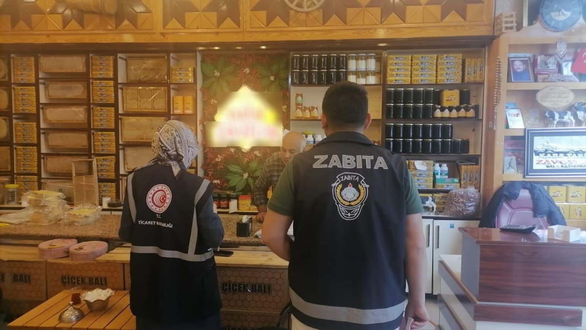Kars’ta işyerlerine yönelik denetimler aralıksız sürüyor