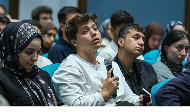Gençler, hayal kapılarını 