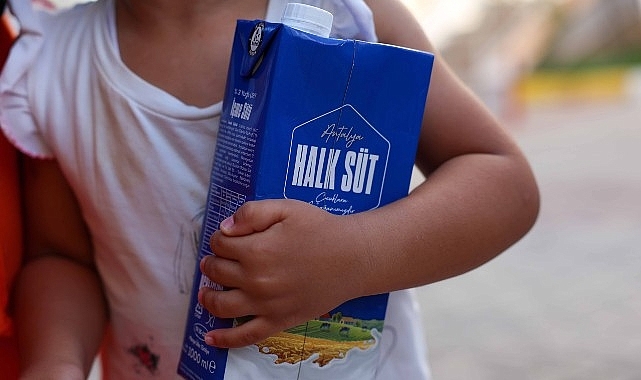 Halk Süt Projesi'yle on binlerce miniğe temel destek