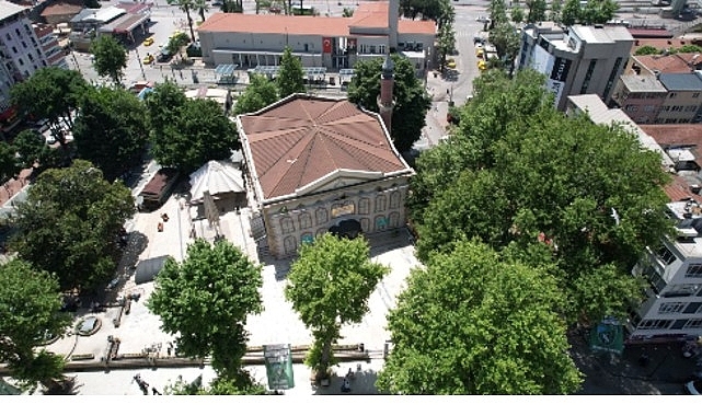 Büyükşehir, Fevziye Camii'nin dış cephesini yeniledi