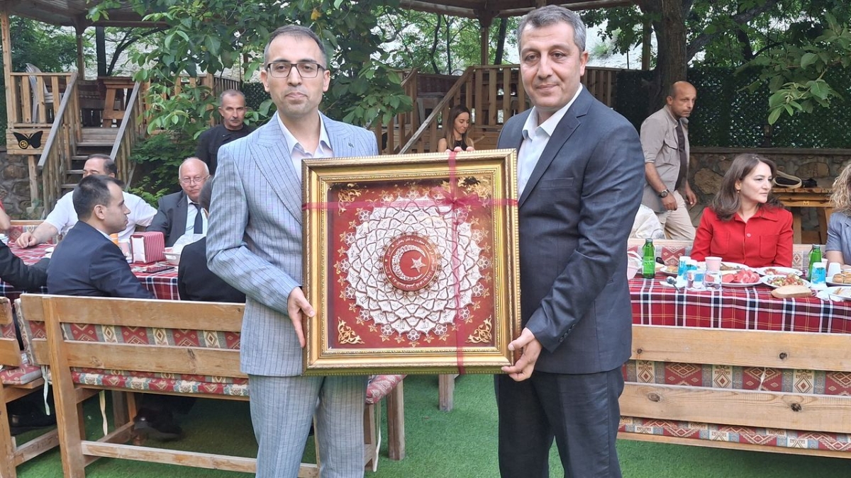 Kaymakam Vedat Yılmaz’a veda yemeği verildi