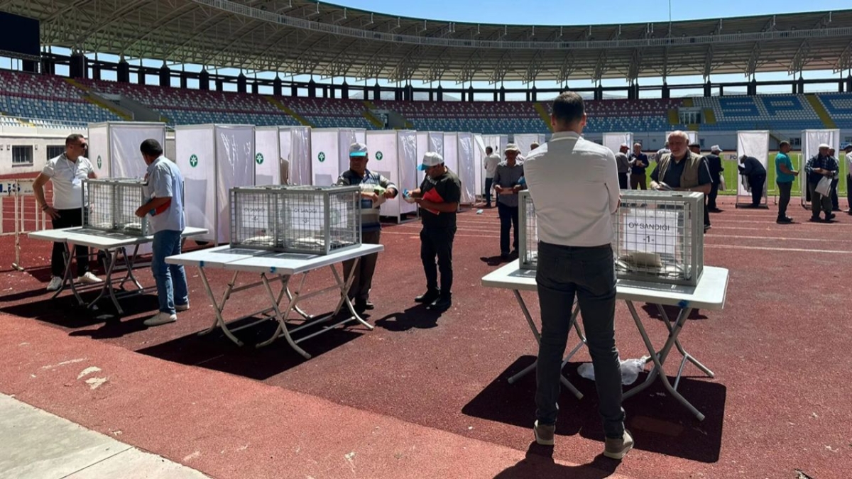 Burdur MAKÜ Stadyumu'nda renkli yarış!