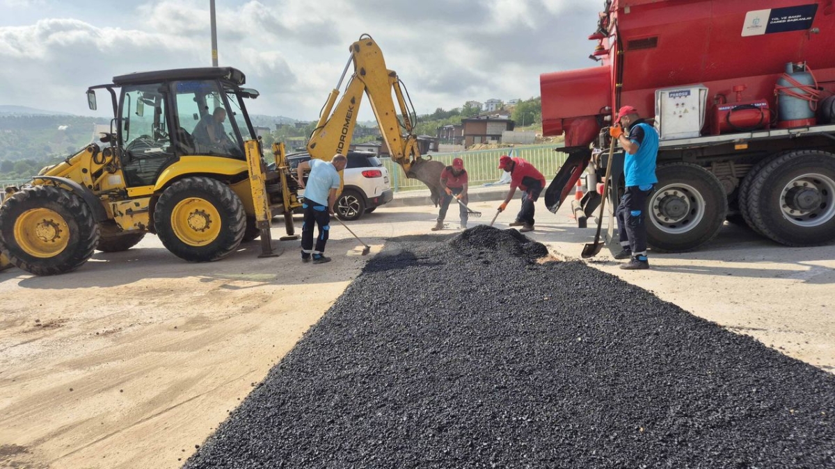 Kocaeli Büyükşehir sahada, yollar 7/24 güvende
