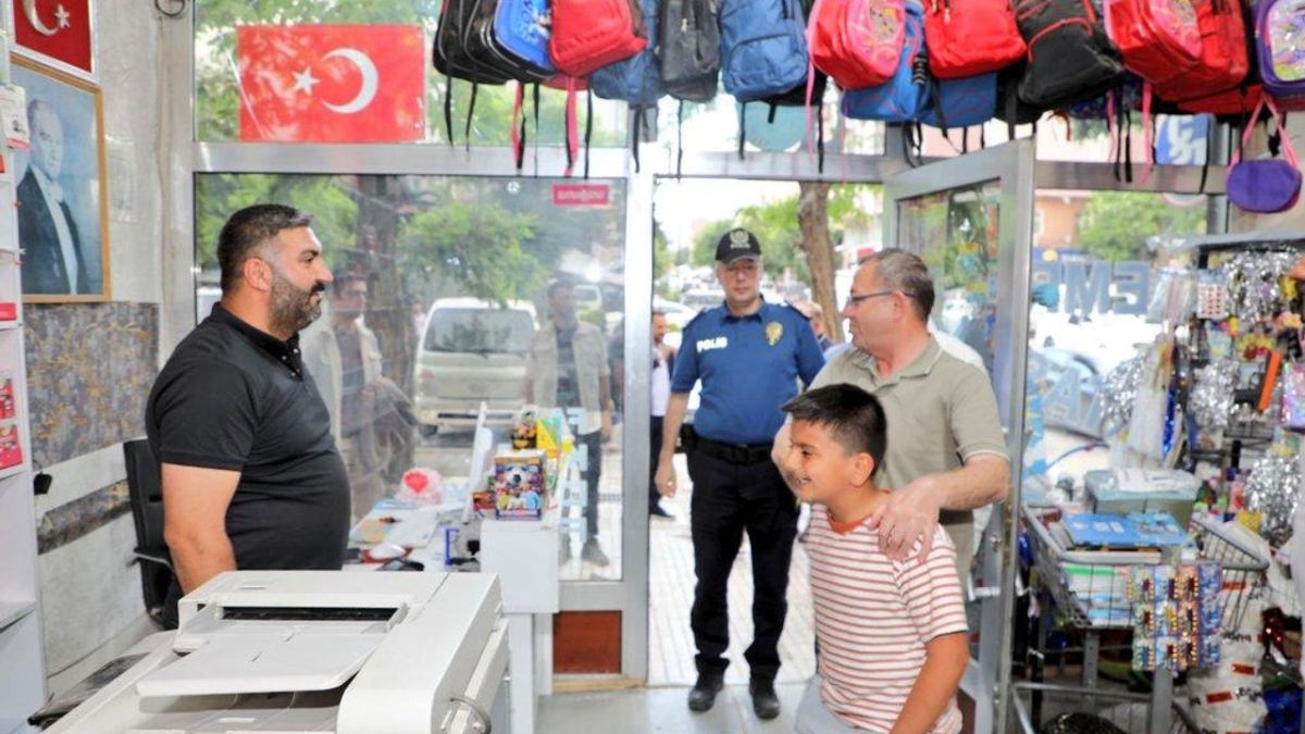 Kars Valisi Ziya Polat, Kağızman esnafını ziyaret etti