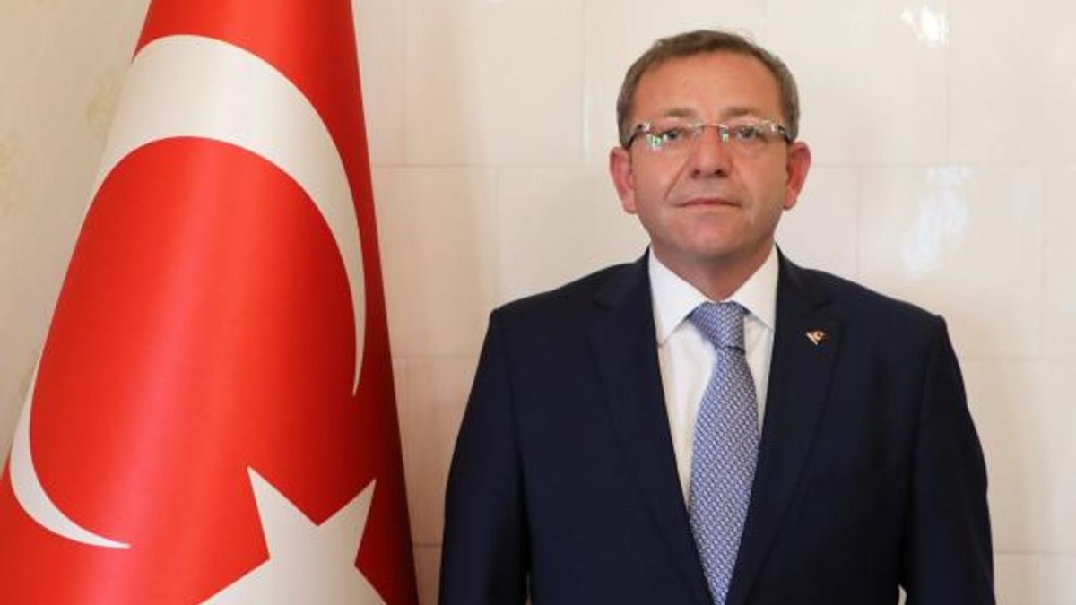 Kars Valisi Ziya Polat'tan Babalar Günü mesajı