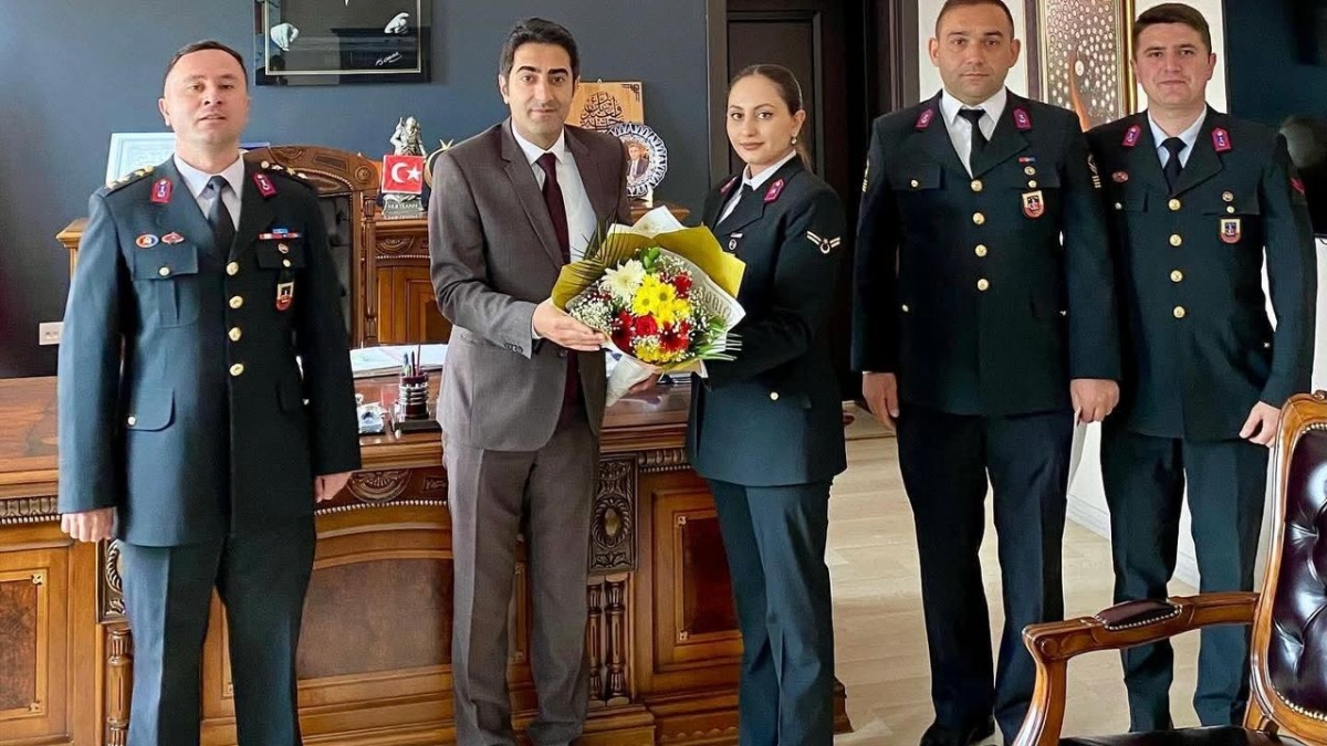 Kaymakam Enis Aslantatar jandarma personellerini makamında ağırladı