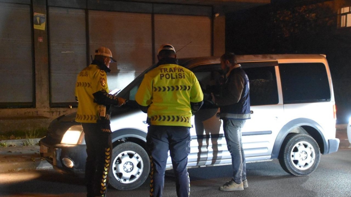 Kars’ta asayiş ve trafik denetimleri aralıksız sürüyor