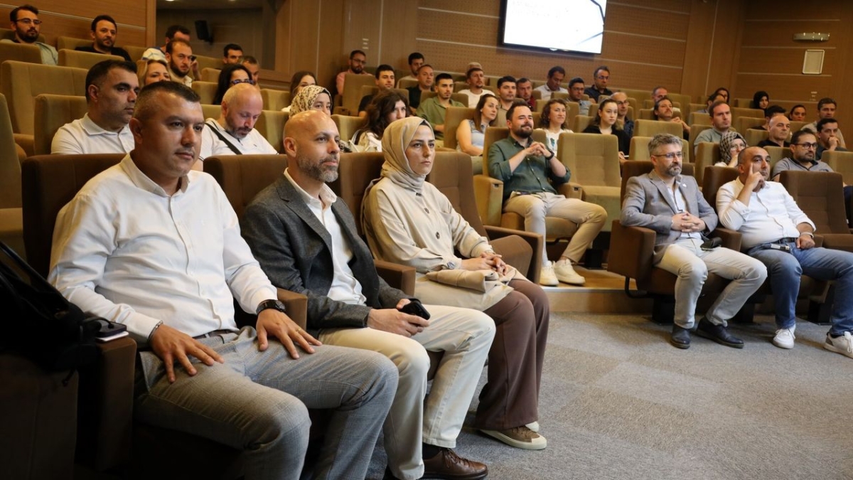Kocaeli’de teknik personele yazılım eğitimi