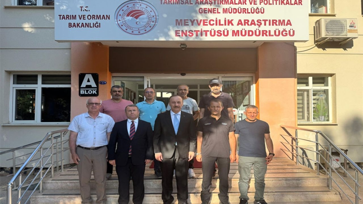 Vali Erin'den Eğirdir Meyvecilik Araştırma Enstitüsü’ne ziyaret