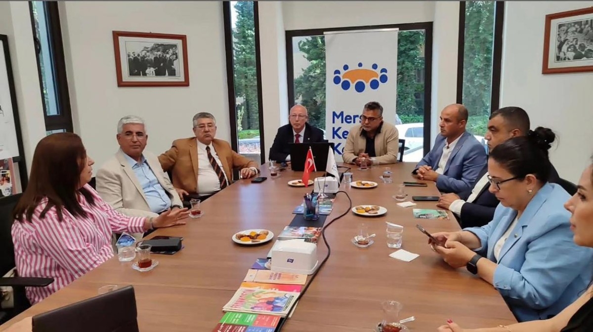 Mersin ve Hatay Kent Konseylerinden Kardeşlik Protokolü