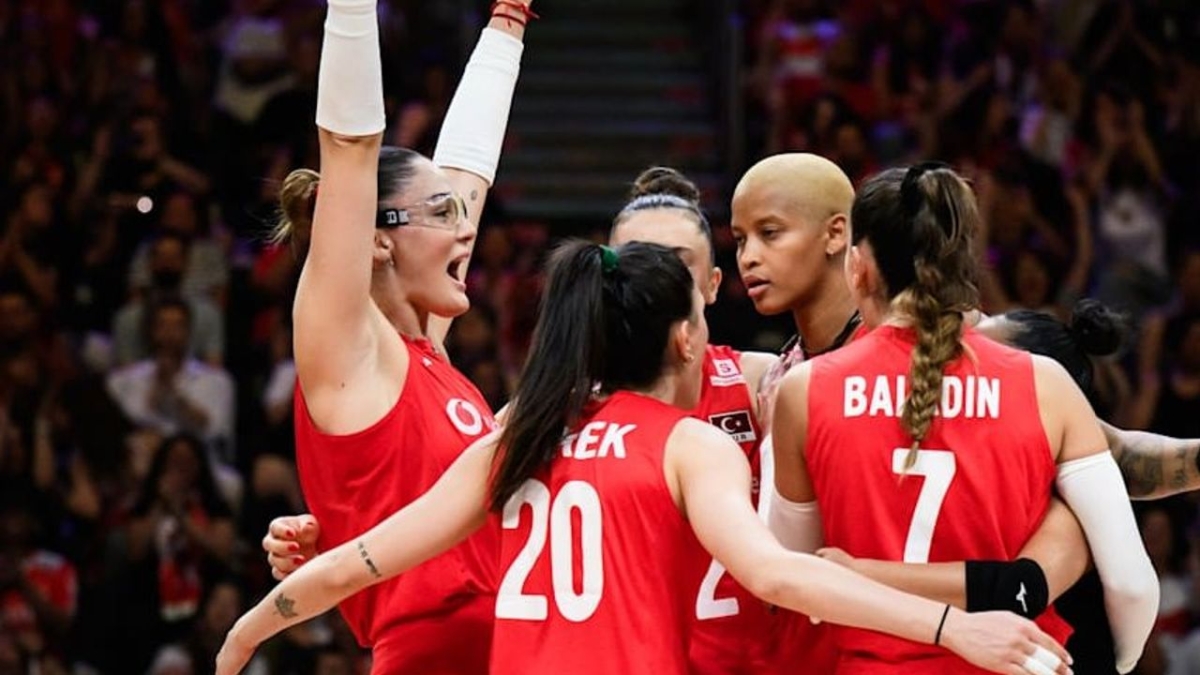 Filenin Sultanları'ndan İstanbul'da şov: Milletler Liginde beşte beş!