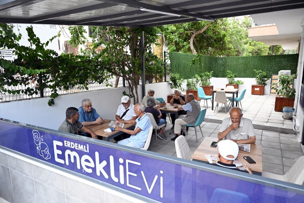 Erdemli Emekli Evi’ne Vatandaştan Yoğun İlgi