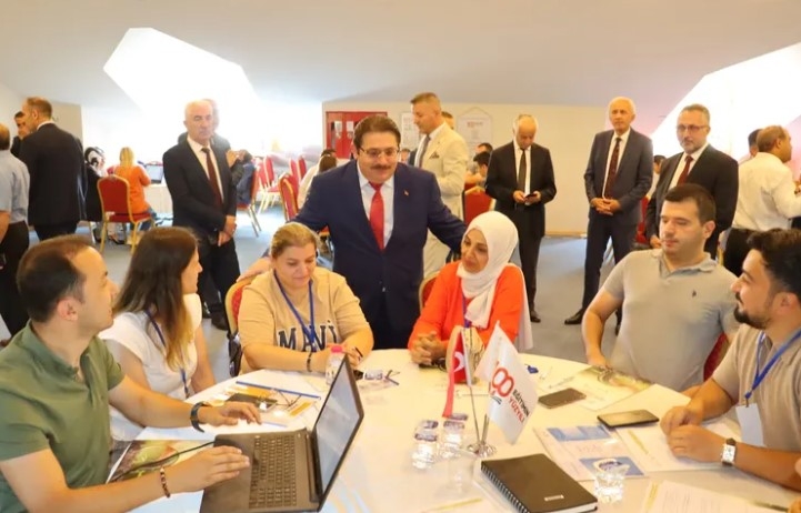 Yeni Eğitim Vizyonu Sakarya’da Tartışıldı


