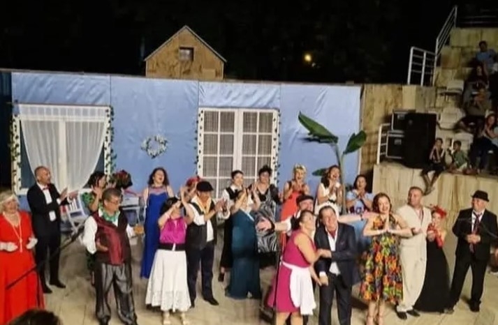 Efes Selçuk Amfi Tiyatro’da Sanat ve Dayanışma Rüzgarı Esti









