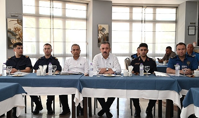 Kemer’de turizm sezonu güvenlik ve denetim toplantısı 