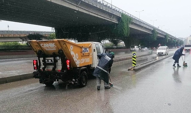 Canik'te Sağanak Yağışa Karşı Etkin Mücadele 