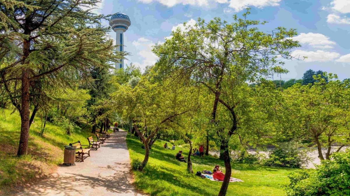 Başkent'e sıcak hava uyarısı: 11.00-16.00 saatlerine dikkat!