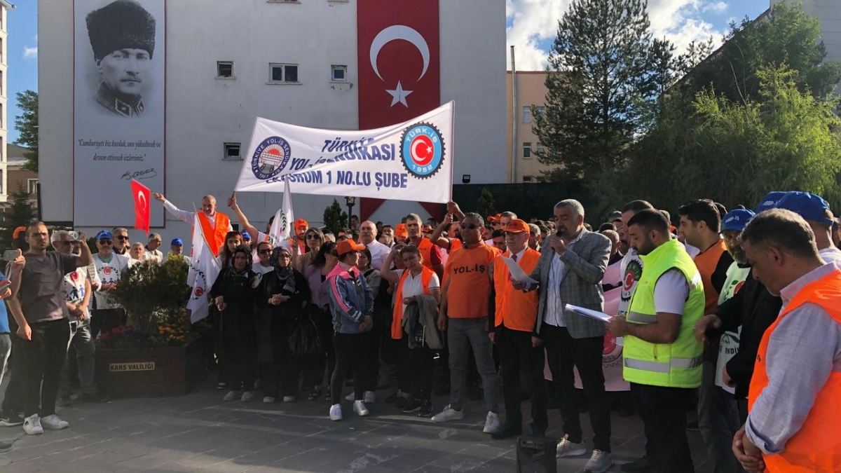 Kars’ta TÜRK-İŞ’e Bağlı Sendikalar: “Sefalet ücretini kabul etmiyoruz”