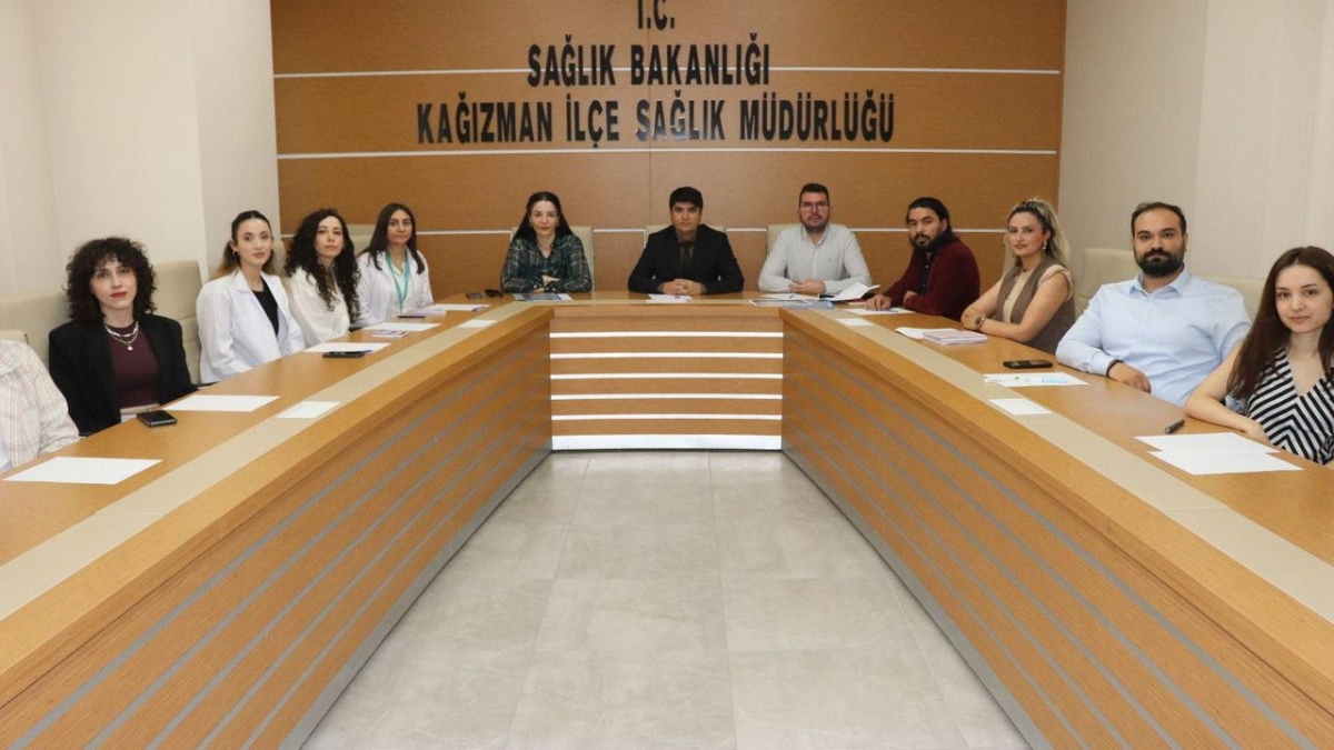 İl Sağlık Müdürü Dr. Mücahit Aydın’dan Kağızman İlçe Sağlık Müdürlüğü’ne Ziyaret